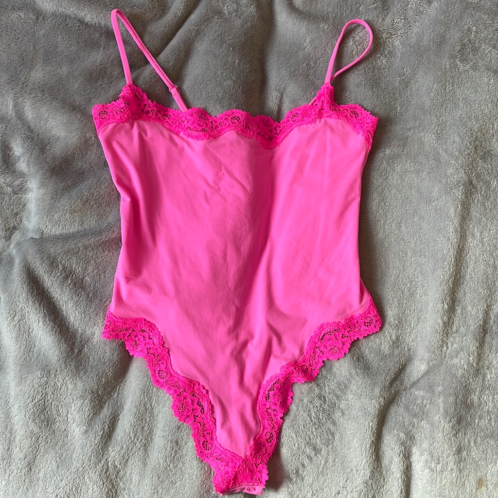 Skims Taffy Bodysuit Lace Size S